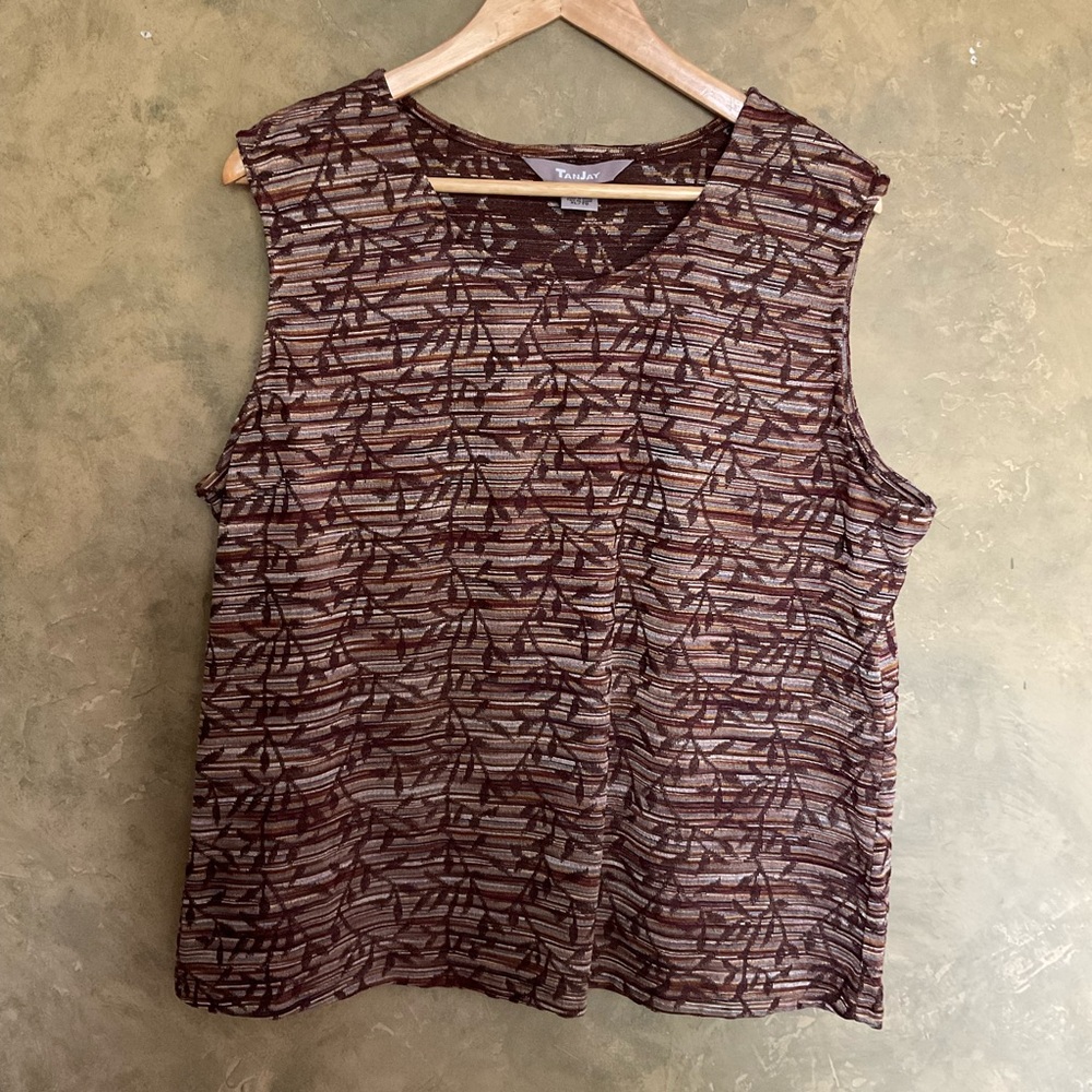 Tanjay Leaf Motif Striped Knit Tank Top